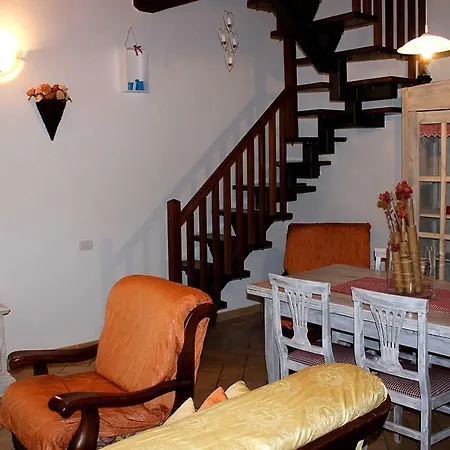 Mina House